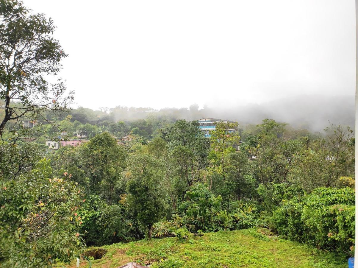 Winter Woods Apartment Vagamon Bagian luar foto